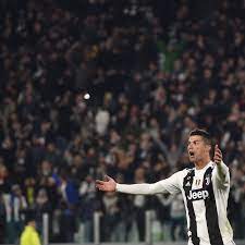 Juventus ile cristiano ronaldo arasındaki sözleşme 2022 yılına kadar. The Cristiano Ronaldo Era At Juventus Wasn T A Failure But It Must End Black White Read All Over