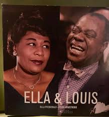 NEXT WEEKS FEATURED ARTIST ON #StereoUnderground IS #sham69 WOT SHOULD  Richard Latto PLAY BY THEM ON THE RADIO SHOW? EMAIL YOUR SUGGESTIONS:-  latto@stereounderground.co.uk https://www.mixcloud.com/stereounderground/