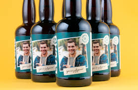 .etiqueta de cerveza personalizada, etiqueta cheers y cervezas, etiqueta de cerveza. Pack De Cerveza Personalizada Genio Y Figura Regalador Com