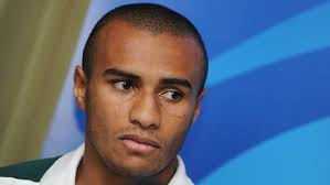 Genia's contract stalemate a raw deal