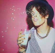 Pin By Valentina Diaz On Music Dominic Harrison Black Heart Pink Aesthetic