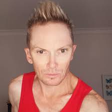 Social media editor's mistake in newsfeed