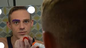 Miss Coco Kennedy, une drag queen venue tout droit du Bassin minier