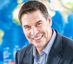 Claure critica a Arce y dice que Bolivia está en "una crisis económica  gigantesca"