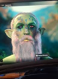 Hola Glen Aspeslagh! And everyone who might be able to help. My friend ist  still having the problem that she can't use the splitscreen option. I've  been using the wrong word in