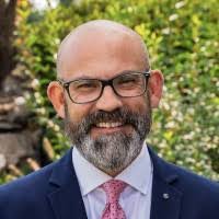 Robert Viglione's Instagram, Twitter & Facebook