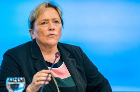 Service, engineering und anlagenbau für unsere kunden weiterhin sichergestellt. Cdu Spitzenkandidatin Eisenmann Wir Sollten Mit Dem Wahlkampf Noch Warten Baden Wurttemberg Stuttgarter Nachrichten