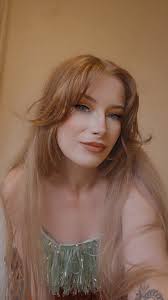 Showgirl is getting released at 2PM Sydney time which means I can't listen  to the album until 5 PM when I finish work. Aaarrrggghhhh!!!!!!  😫😫😫😫😫😫🤦🏽‍♀️🤦🏽‍♀️🤦🏽‍♀️🤦🏽‍♀️🤦🏽‍♀️