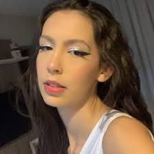 Julia Martins (jmartins0353)