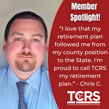 Welcome to our newest member of the TCRS Board! Cathlyn Kennedy Smith was  sworn into office by Treasurer Lillard this morning at the Montgomery  County Courthouse, joined by her District 22 Senator