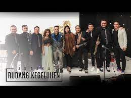 Judika Rudang Rudang Kegeluhen Live Wedding Mario Sherly Youtube Mario Wedding People