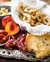 White Wine And Olive Oil Crackers Taralli Al Vino Recipe In 2020 Olive Oil Crackers Food Saveur Recipes