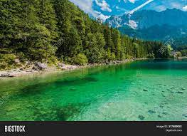 Haltestelle 100 m vom see. Garmisch Partenkirchen Image Photo Free Trial Bigstock