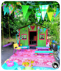 Idees Deco Boutique Paillette A Angers Jardin Pour Enfants Cabane Jardin Maisonnette Bois Enfant
