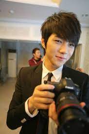 Pin By Hulya On Camera Hipster Haircuts For Men Mens Hairstyles Asian Men Hairstyle