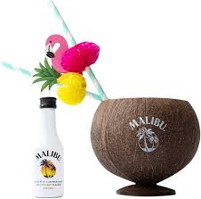 Garnish with a lime wedge. Malibu Rum Gift Set Malibu Caribbean Rum 50ml With Real Coconut Cup And 2 X Cocktail Straws Mothers Day Gifts Amazon Co Uk Grocery
