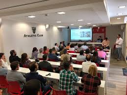 Unai simón biography and career. Athletic Club On Twitter Unai Simon Explica Su Experiencia Como Jugador Profesional A Padres Y Madres En La Escuela De Valores De Laliga Athleticclub Https T Co C3tdghutwh