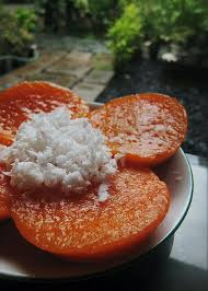 Kutsinta Is A Brown Sometimes Orange And Sticky Cupcake Which Is Made From Rice Flour Brown Sugar Achuete Which Is Used T Buffet Food Food Cooking Recipes