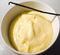 La Creme Patissiere Est Une Creme Composant Certains Gateaux Tels Que Le Chou A La Creme L Ec Creme Patissiere Facile Recette Creme Patissiere Recette Facile