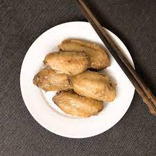 嘩嘩嘩 係ᴍᴀᴍᴀ我用氣炸鍋炸嘅蜜糖香草雞翼呀 iya ℓye都食唔停口 真心覺得氣炸鍋好好用 勁方便 只需要放雞翼落鍋 調教好度數同時間制 10分鐘就有一碟色香味俱全嘅蜜糖香草雞翼食 又唔會彈到成身油 又唔使企定定爐邊煮到身水身汗 又健康啲1 pretzel