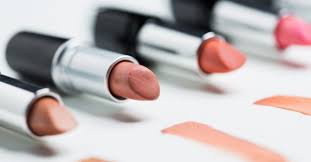 Quelle Couleur De Rouge A Levres Choisir Fourchette Bikini