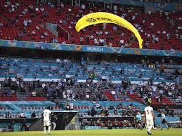 Depuis le mercredi 9 juin, la pratique du football avec contact pour les majeurs est à nouveau autorisée. 21n81gmde3 W5m