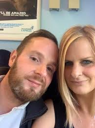 Vegan couple 'repulsed' after being served meat from Chinese takeaway in  Leyland