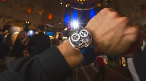 Netizen asks 'naked' pic of pooja hegde', actress responds. Watchtime La The High End Watch Collector Event Comes To Los Angeles Robb Report