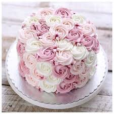 The English Roses Cake En 2020 Idee Gateau Anniversaire Beau Gateau Decoration Gateau Chocolat