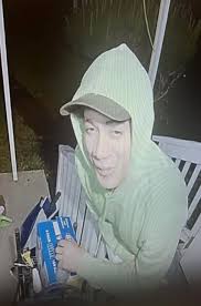 Laura Umberger (@softballxchic23)