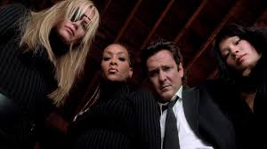 Kill bill is the story of one retired assassin's revenge against a man who tried to kill her while she was pregnant years prior. Kill Bill Vol 1 Vol 2 Film Rezensionen De