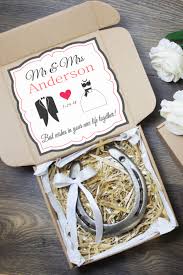 Vintage Wedding Gift Country Wedding Welcome Sign Barn Wedding Love Horseshoe Rustic Wedding Decor Handmade Gift Metal Wall Art Family Sign In 2020 Unusual Wedding Gifts Personalized Wedding Gifts Vintage Wedding Gifts