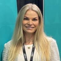 Stephanie Giese's Instagram, Twitter & Facebook