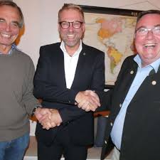 See more of danzer on facebook. Andreas Danzer Kreisvorsitzender Der Freien Wahler Will Traunsteiner Landrat Werden Region Chiemgau