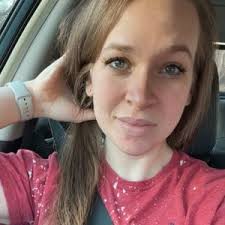 Kayla Marr (@kaymarr18)