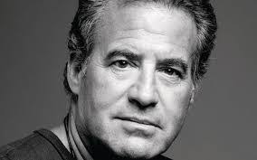 Alfred Gifford's Instagram, Twitter & Facebook