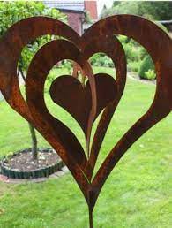 Metal yard art metal tree wall art scrap metal art sculpture metal garden sculpture tree sculpture palm frond art palm fronds murphy bed plans. Gartenstecker Feder Blumentopfstecker Kunstvoll Aus Edelrost Schweres Hochwertiges Massives Mater Schweissen Kunstprojekte Rost Deko Garten Kunst Aus Metall
