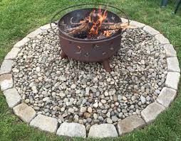 Fire Pit On River Rocks With Paver Boarder Outdoor Fire Pit Designs Paver Fire Pit Outdoor Fire Pit