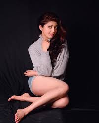 Pranitha subhash is an indian film actress who predominantly appears in kannada, telugu and tamil language films. Pranitha Subhash Aka Pranitha Photos Stills Images