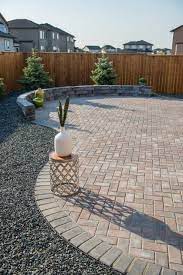 Patios Hardscapes Winnipeg Paving Stone And Retaining Wall Installer Hardscape Backyard Pavers Backyard Patio Stones