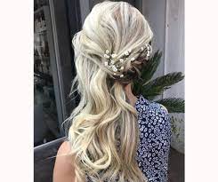 Let's talk bridesmaid hair ideas! 25 Best Bridesmaid Hairstyles 2021