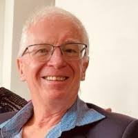 Len Collier's Instagram, Twitter & Facebook