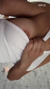 Mira (OnlyFans) – Watch Video in High Quality for Free