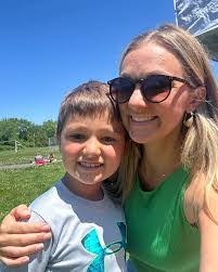 Jessica Lafond's Instagram, Twitter & Facebook