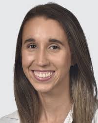 Polly Lange's Instagram, Twitter & Facebook