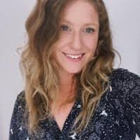 Cassandra Holman's Instagram, Twitter & Facebook