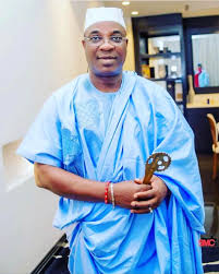 I've not reconciled with Faithia, lady in viral video not my wife - KWAM1  dispels rumours about his marriage to Emmanuella - The Street Journal