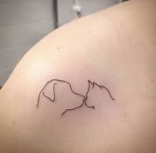 Tattoos Panosundaki Pin