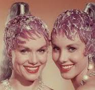 Sorelle Kessler: tante spinte di gambe con ritmo, canto ...