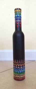 New Design For Small Bottles Bottle Painting Diy Bottle Crafts Glass Bottles Art I'm ok painting but can't. pinterest